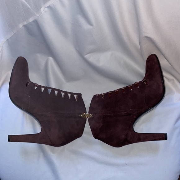 Aerin Stenet Bootie Maroon Suede Leather Cut Out Heeled Bootie size 8 - Picture 5 of 14